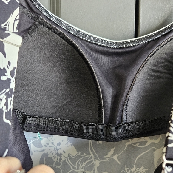 Lands End Bundle of Two Womens Tankinis Sz 8 - Picture 5 of 10